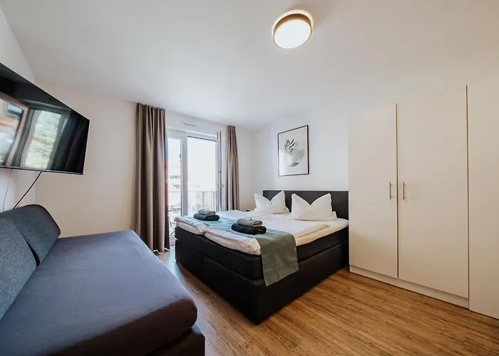 ZENtrahome - Zentral Business Outlet SmartTV Balkon